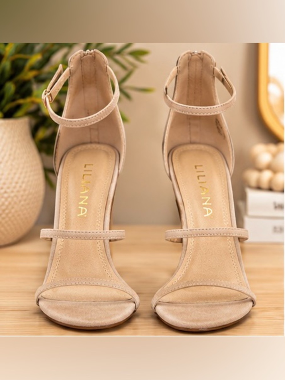 NWOT Liliana Golden-38 Nude Faux Suede Strappy Stiletto Heels Size 7